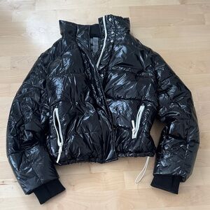 Very warm and comfortable women’s puffer jacket